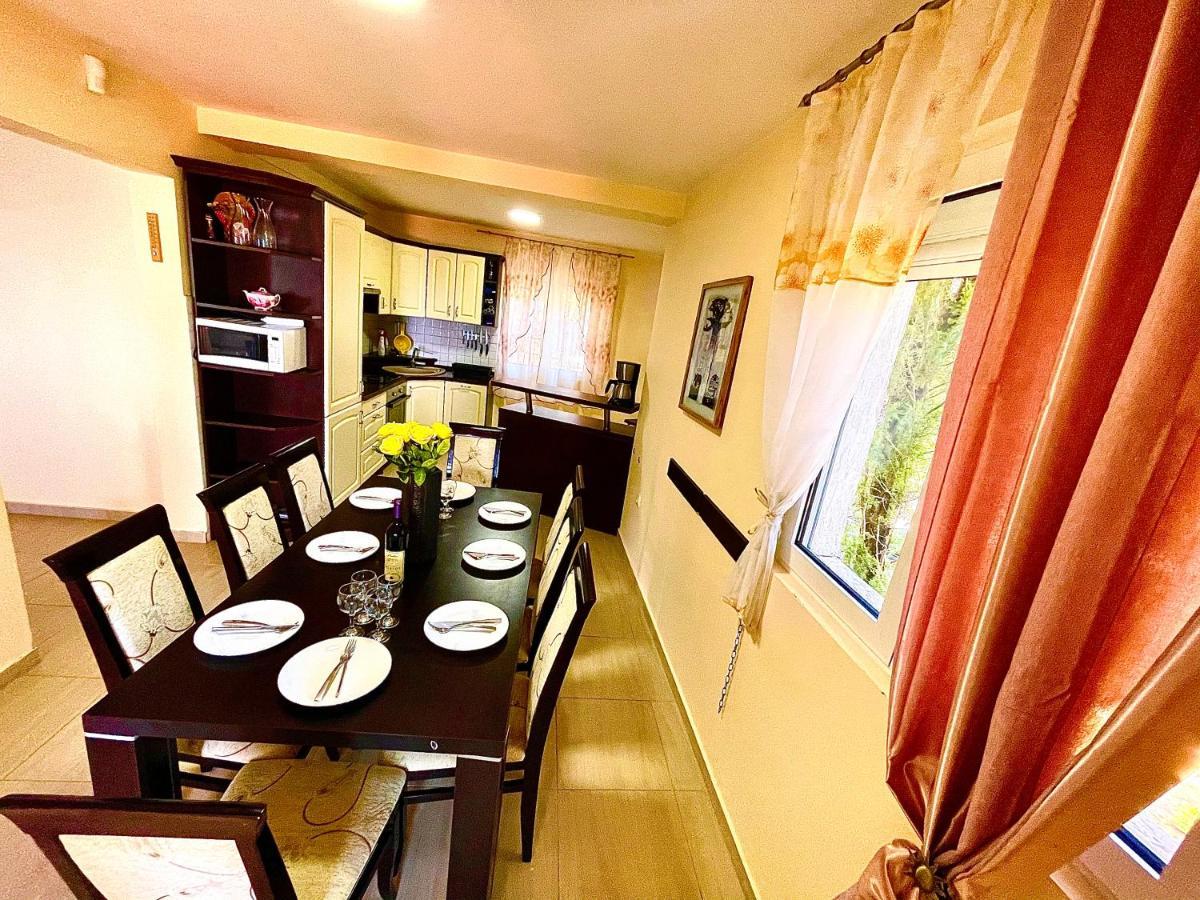 Holiday Home Viko Sutomore Dış mekan fotoğraf