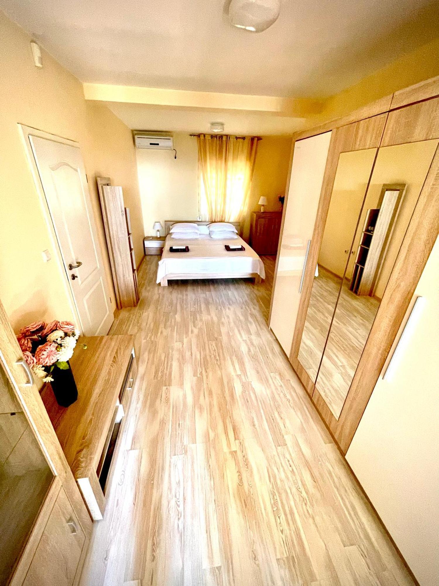 Holiday Home Viko Sutomore Dış mekan fotoğraf